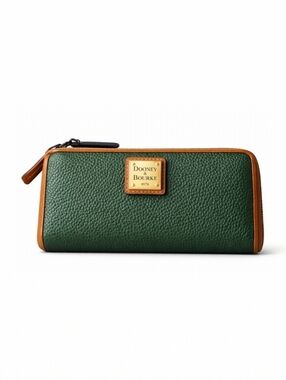 Dooney & Bourke Pebble Grain Zip Clutch Wristlet Wallet Forest Green NWT
